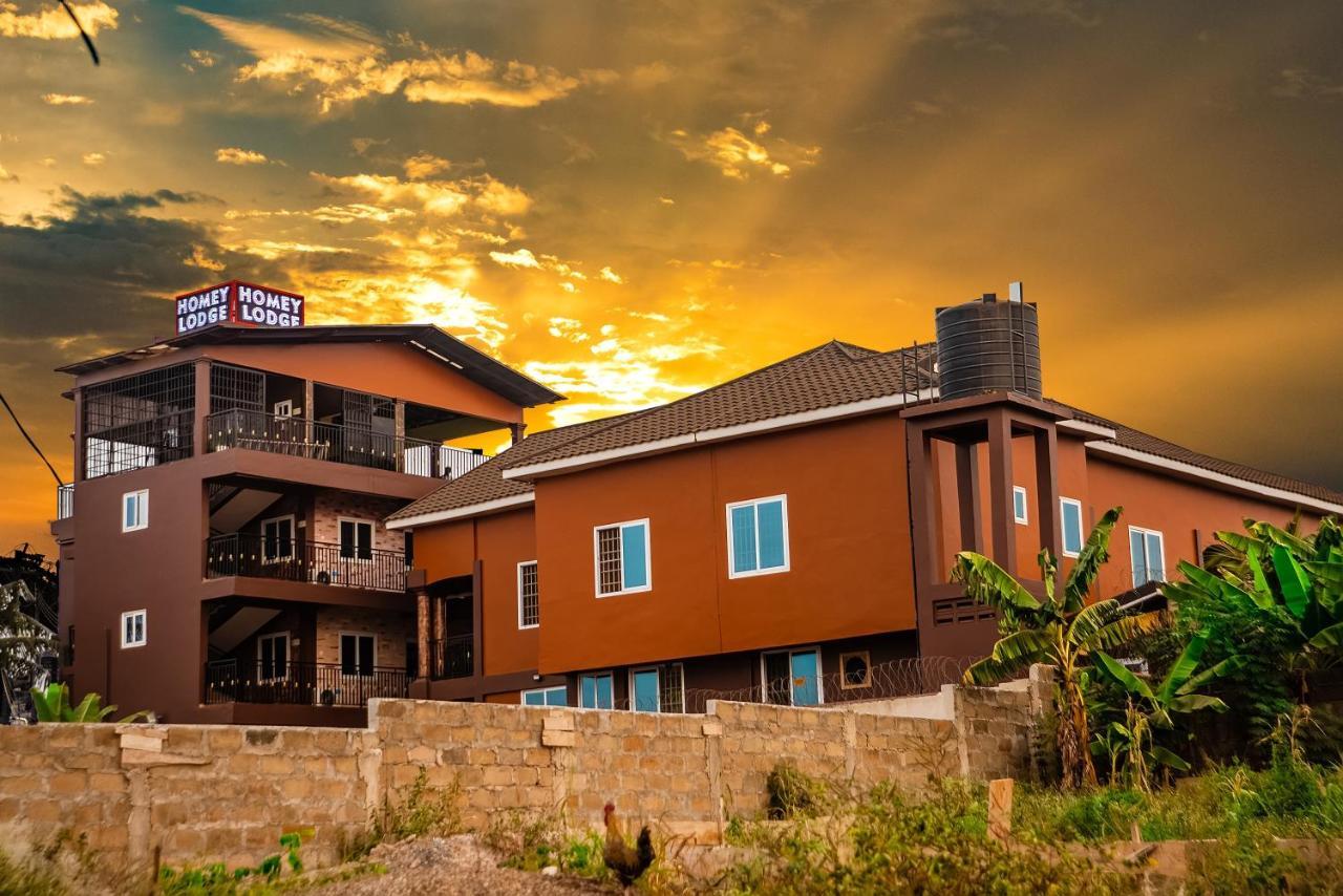 Homey Lodge Kumasi Buitenkant foto