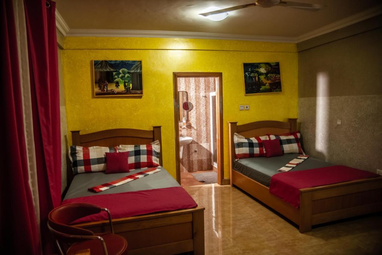 Homey Lodge Kumasi Buitenkant foto