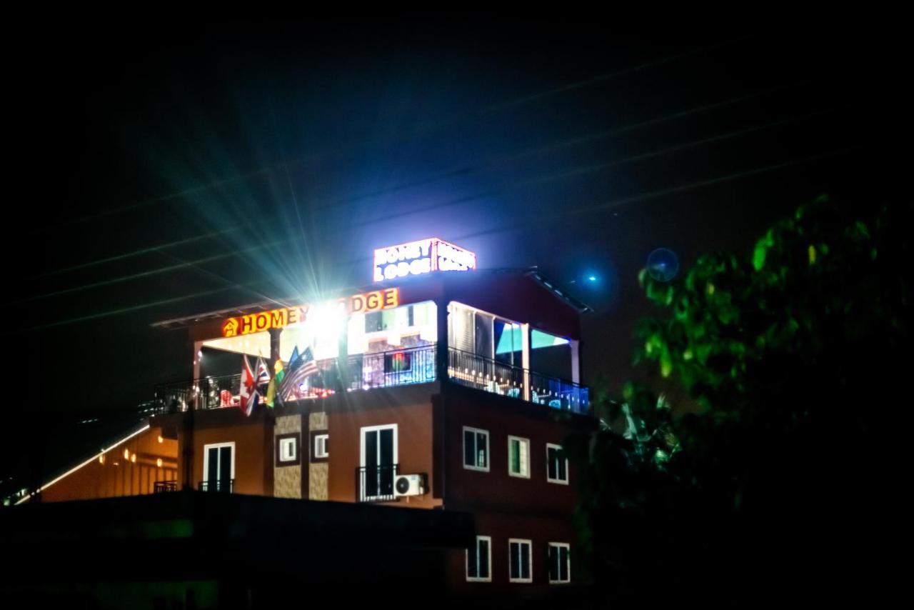 Homey Lodge Kumasi Buitenkant foto