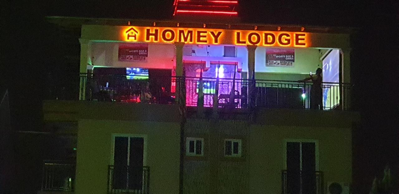 Homey Lodge Kumasi Buitenkant foto
